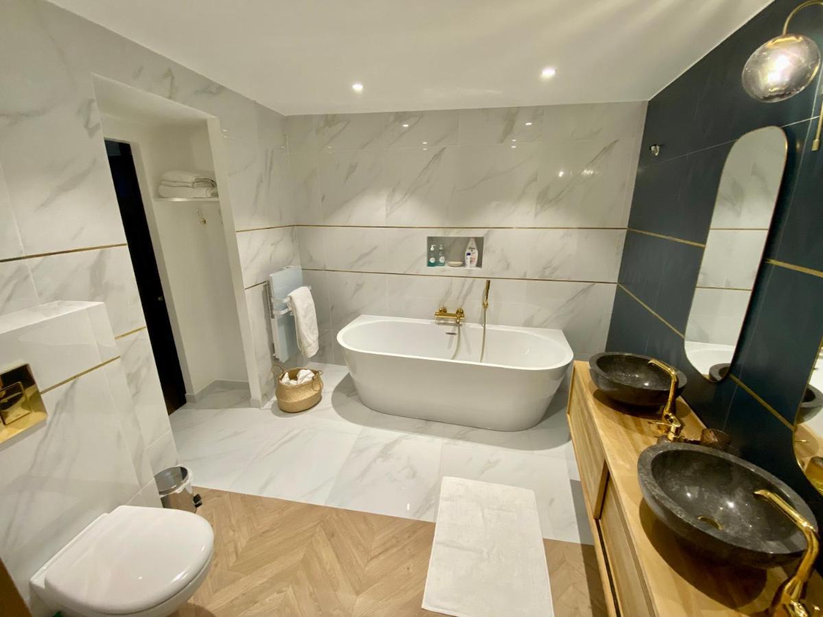 Superbe Appartement Terrasse Et Parking Gratuit Auxerre Buitenkant foto